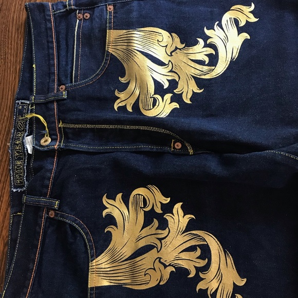 TYO The Year Of…Four Vines indigo Selvedge Denim Jeans
Size 34/34 - Picture 4 of 6